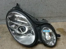 Rechter Koplamp Mercedes E-Klasse W211 02-09 Xenon A2118201461