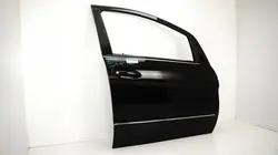 Porte avant droite OEM 360153765 Mercedes W245