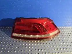 VOLKSWAGEN PASSAT B8 Rechte Rückleuchte 3G5945096F