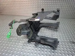 Webaston kiinnitystuki OEM S26372250 - Käytetty