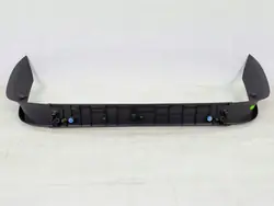 OEM 9684323277 Tavaratilan Luukun Pilarisuojus Peugeot 3008