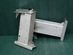 OEM RY63-V17N800-AD-26 SSC voorste kreukelzoneschroef