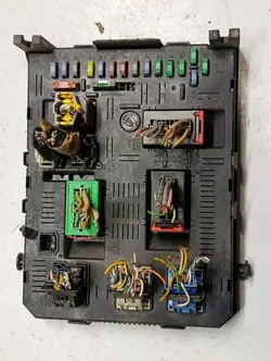 Module Confort Peugeot 307 OEM 9663510280