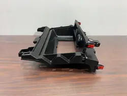 Mitsubishi Outlander IV mittkonsoll OEM 8010A503ZZ