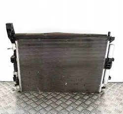 Ford Kylningsdelar OEM 8V61-8C607-ED Begagnad