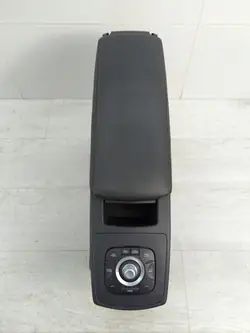 Keskikonsolin käsinoja OEM 8-127-320 Renault Scenic 3:lle