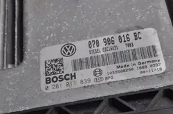 Módulo ECU Volkswagen OEM 070906016BC Usado