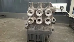 Válvula controle travão OEM 4728901016 Mercedes Actros MP4