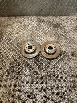 Mercedes-Benz E C207 W207 Achterremschijf