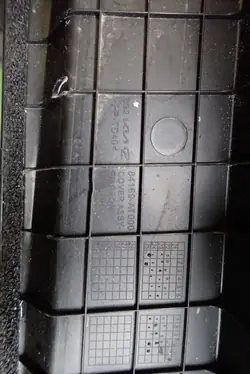 OEM 84169AT000 Rechter Kotflügel für Kia Niro II
