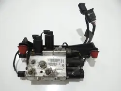Ventilblock OEM 6760840 för BMW E60 E61 Kompressor