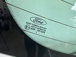 Vitre arrière Ford Mondeo MK3 OEM 3559BGSHABZ AG