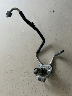 HYUNDAI I30 III 1.4 T-GDI Bomba de combustível 35320-03AA0