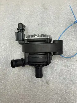 Bomba de água OEM 210100497R para Renault Trafic III/IV