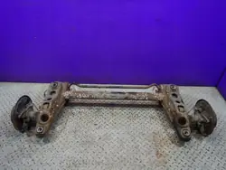Viga eje trasero Mercedes OEM Zawada-232056- Usado