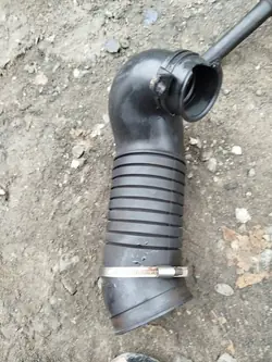 Tuyau d'admission VW Seat Skoda Audi 1.9 TDI 8D0129615K