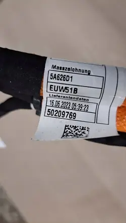 Câble de chargement hybride BMW X5 G05 OEM 5A8CC09