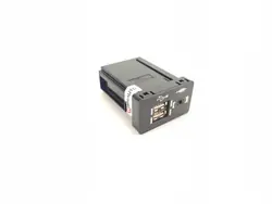 Lexus USB-Steckdose OEM 86190-24030 für UX 250h 2018-2022