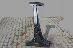 Pilar de puerta OEM SŁUPEK-ŚRODEK-PRAWY-ZAWIASY-HRV-II-NH797M