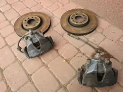 Disques et étriers avant OEM 653800007470014