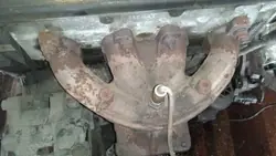 Pakoputken keräin OEM 9636962310 Citroen C3 1.4L