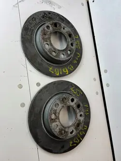 Jarrutahnat taka OEM YQP2613 Audi A4 B6 255mm