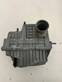 MASTER III Ilmansuodattimen Kotelo 8200751534