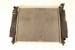 Radiateur d'eau VW ROUTAN 3.6L 2013 OEM 04677755AE