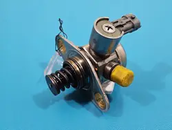 Polttoainepumppu Opel Insignia A / Astra J GTC / GT 2.0 Turbo - 12629135