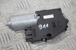 Moteur de toit ouvrant Porsche 99162421103 - Occasion