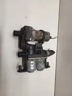 Värmventil OEM 8374994 för BMW 5 E39 2.0L