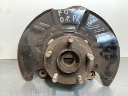 Subaru FBZ24668 Voorwielnaaf - Gebruikt OE-onderdeel