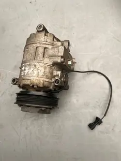 Compresor AC Saab OE ACP 1151 000S Usado