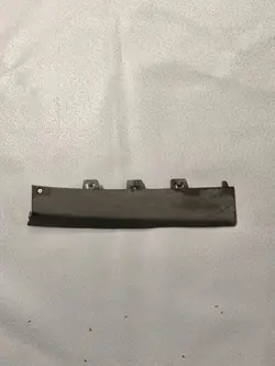 Faixa para-choques traseiro esquerdo AMG Mercedes W213 OEM A2138857302