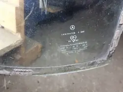 Gebrauchte Windschutzscheibe OEM W123 für Mercedes W123