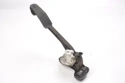 Käytetty kaasupoljin OEM 30683516 Volvo V70