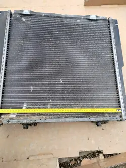 Radiateur d'eau Mercedes W124 E220 E200 M111 2.2