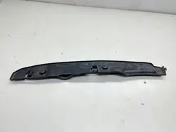 VW Jetta III Lokasuojan pää OEM 5C6821111 - Käytetty