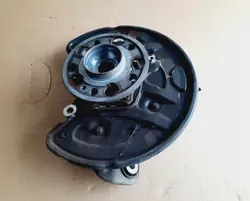 Mercedes C-Klasse W205 rechte hintere Radträger OEM A20532008ZRT