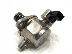 Korkeapainepumppu Toyota Yaris IV 23101-F2010 1.5 125HV