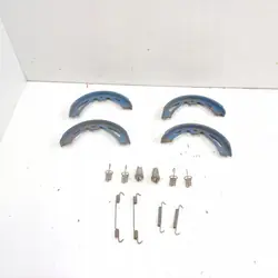 Porsche Taycan handbromsbelägg OEM MAM71607
