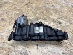 Colector de admisión Audi A6 C6 3.0 TDI OEM 059129712P