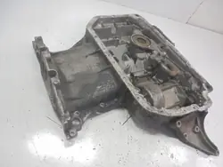 Pompe à huile d'occasion OEM 059103337 pour Audi A4 Avant 2.5L Diesel