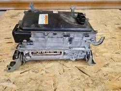 Inversor Toyota G9200-47241 para Prius IV 2016+