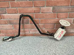 BMW E60 E61 E63 E64 N52 Brandstofpomp Drijver 6764141