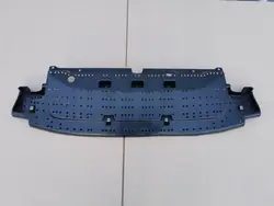 Suzuki OE 7239176S0BAX Framstötfångarskyddsplatta