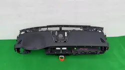 Mercedes X-Class X470 Instrumentbräda Konsol OEM 681005XF0A 110HE