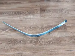 Acabamento de para-choque dianteiro direito Toyota Yaris III Lift 14-18 OEM