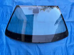 Peugeot 308 T9 etulasi OEM SZYBA CZOŁOWA 2019