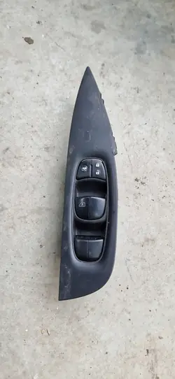 Fensterschalter Nissan Qashqai J11